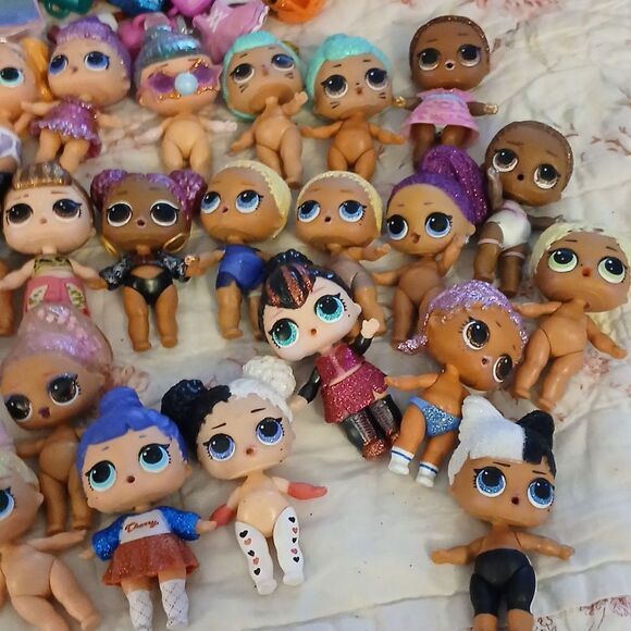 Lol   - Picture 3 of 4